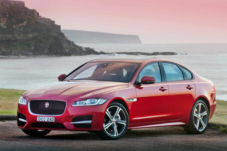 Jaguar XF R-Sport 2016 года  (AU) (фото 25 из 26)